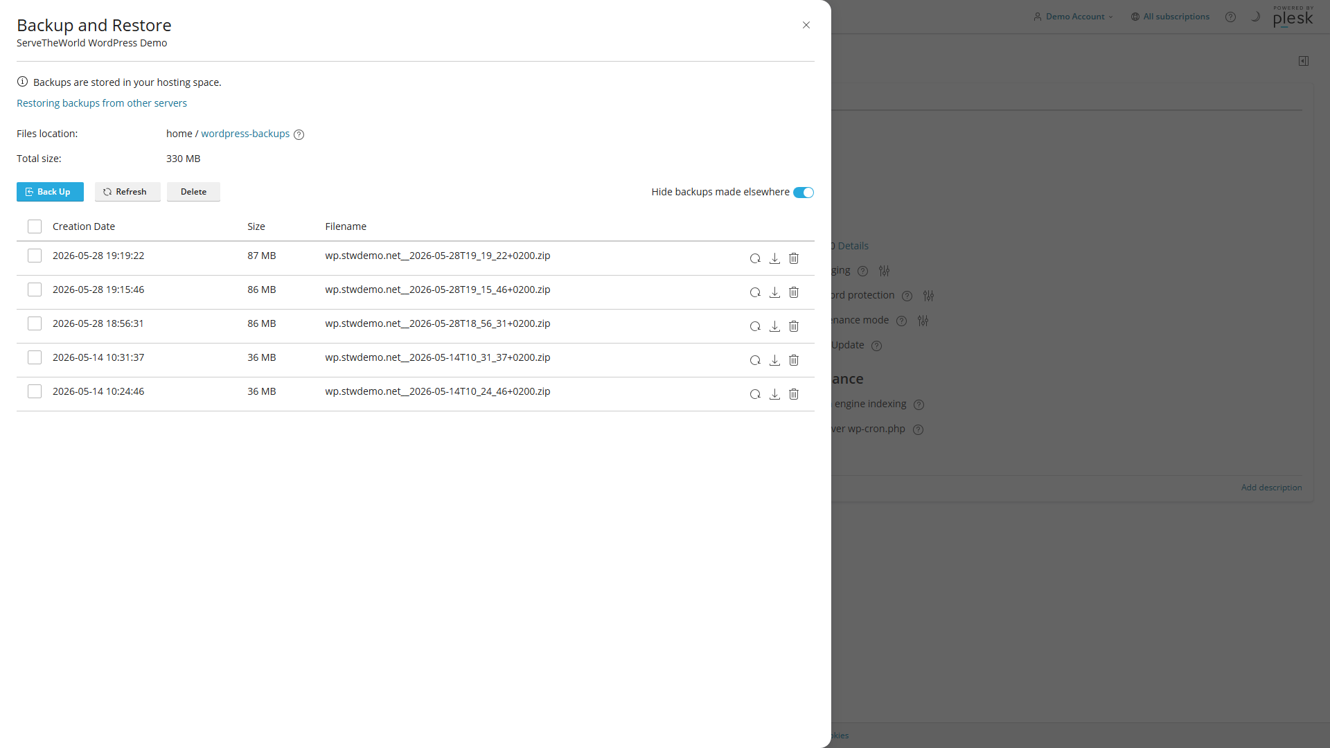 WordPress Toolkit Backup and Restore-seksjonen viser en liste over eksisterende sikkerhetskopier med opprettelsesdatoer, filstørrelser og handlingsikoner